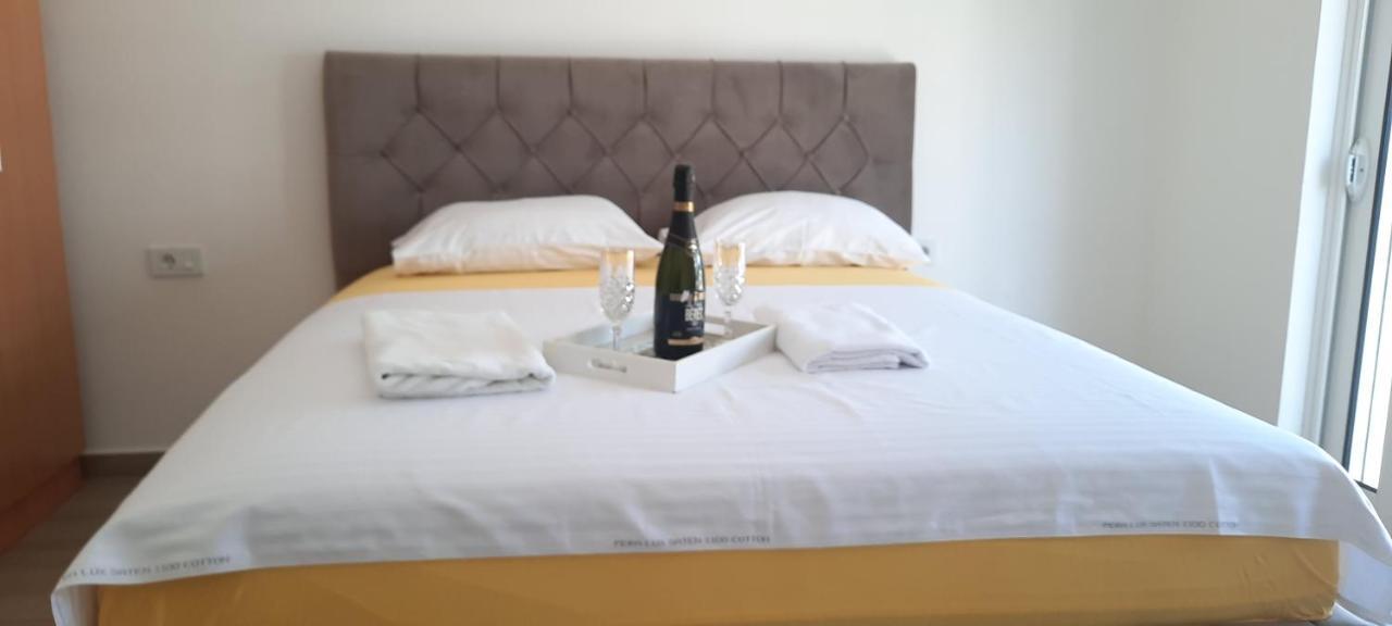 Studio Apartments Jupo Ulcinj Exteriér fotografie