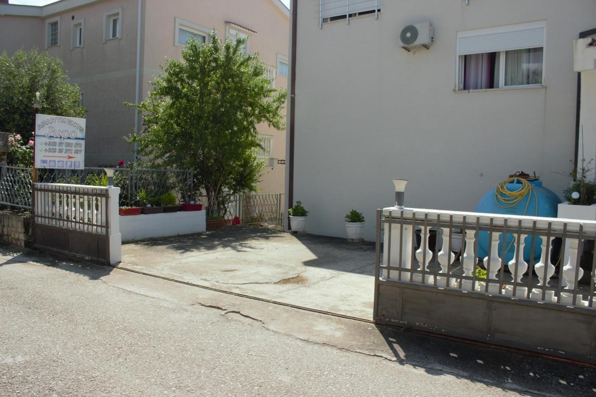 Studio Apartments Jupo Ulcinj Exteriér fotografie